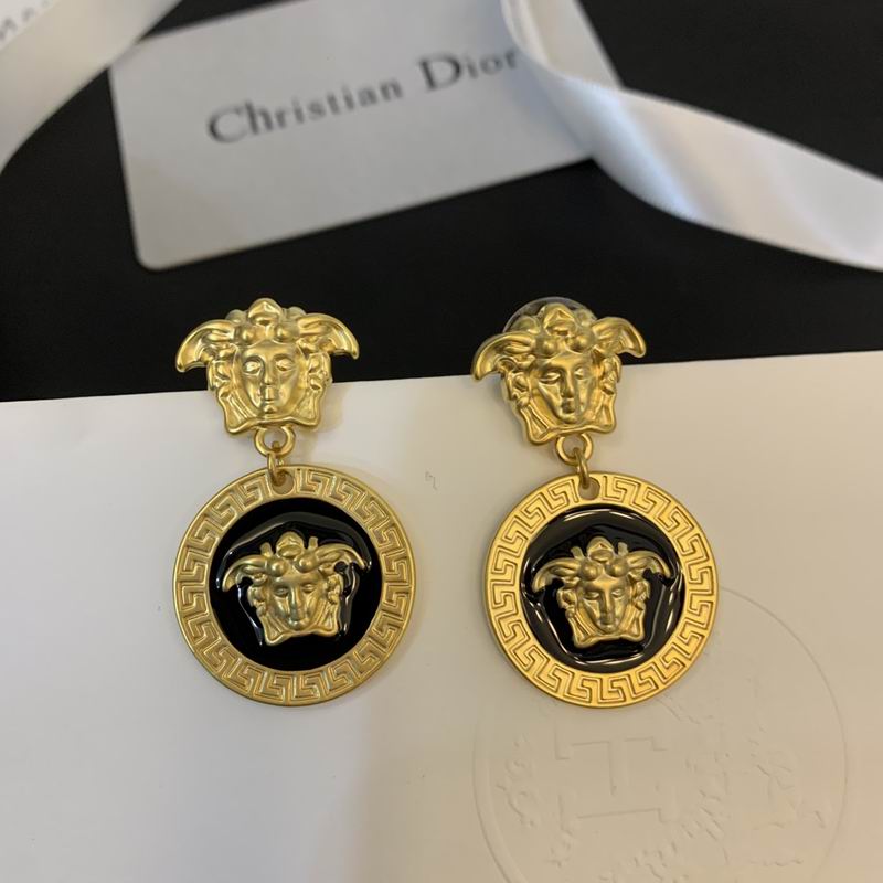 Versace earring 05lyx47